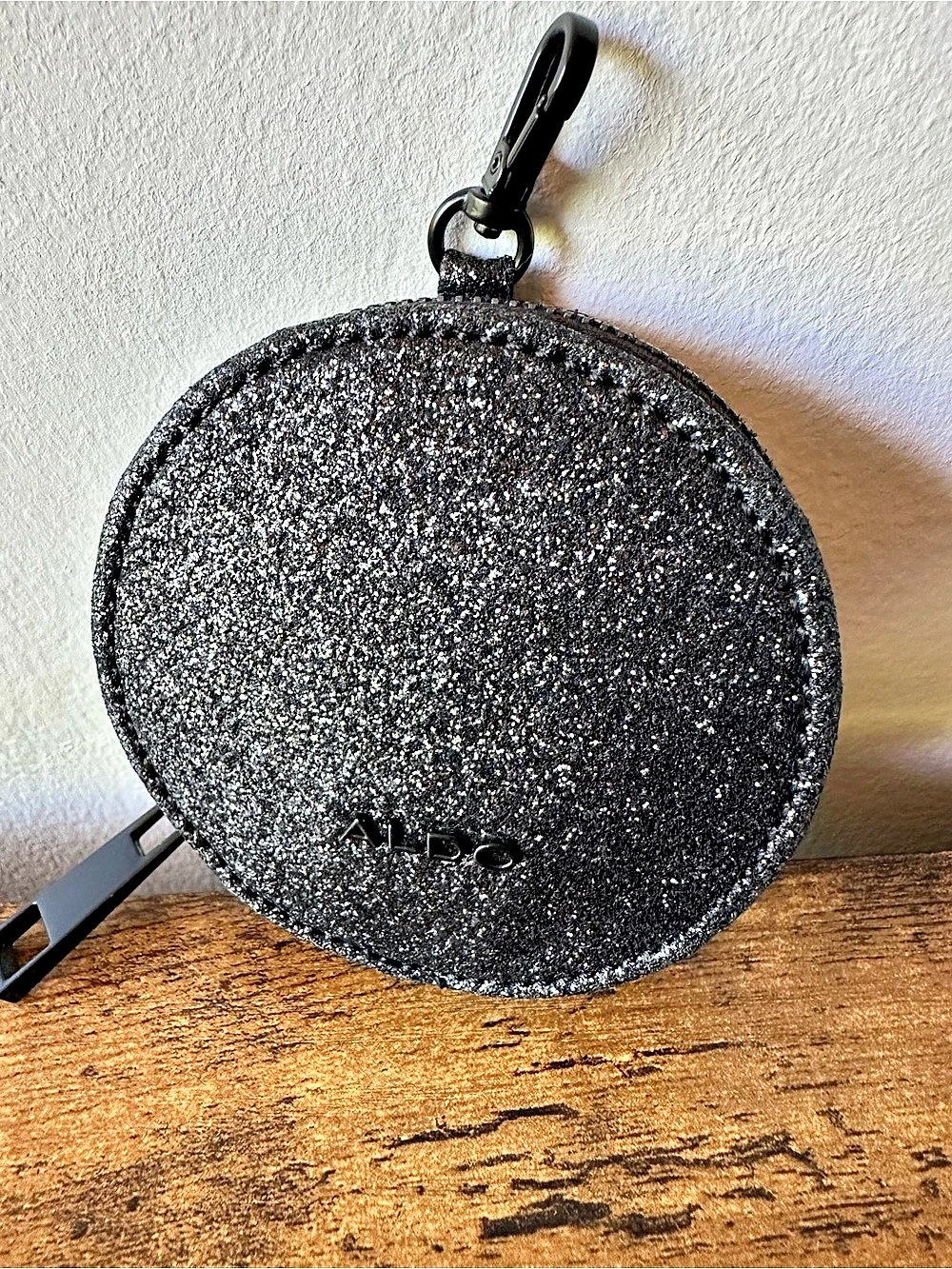 ALDO Round Glitter Coin Pouch Bag Charm Keychain in Black Zip Around NWOT